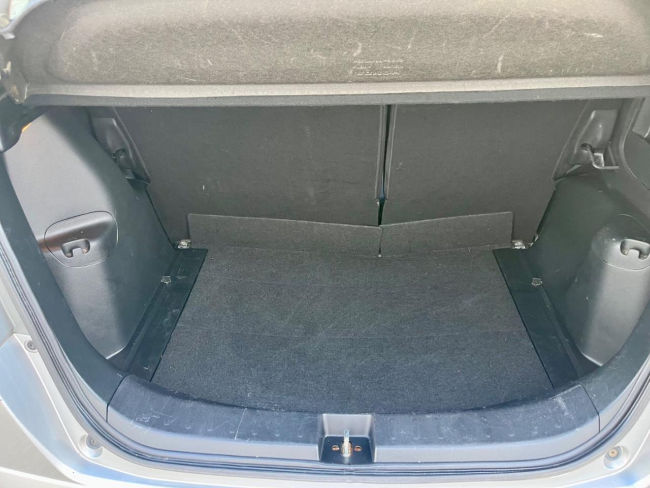 Honda Jazz 1.2benz 2013 95.000km per neopatentati