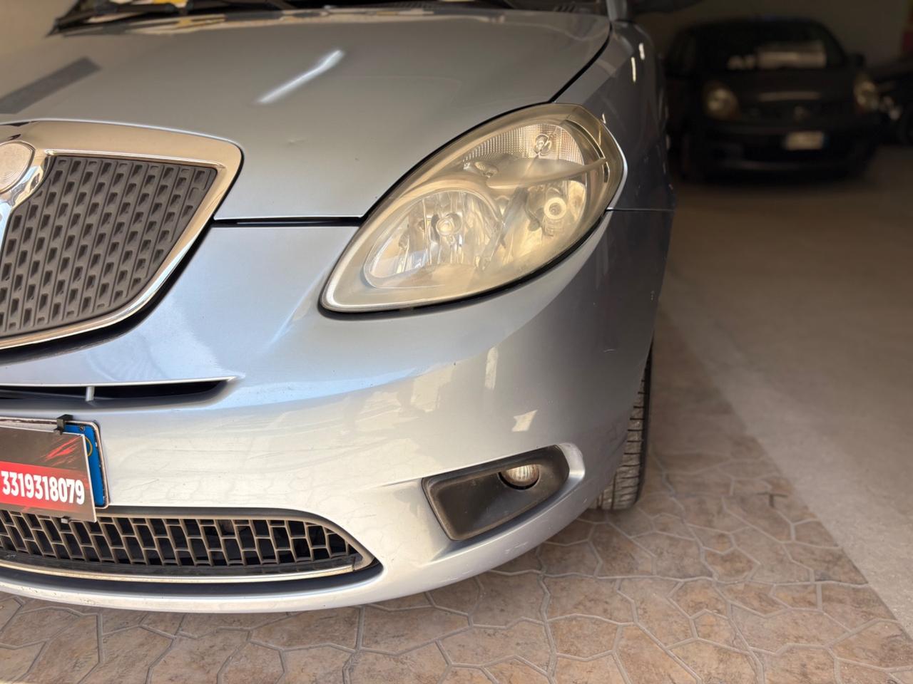 Lancia Ypsilon 1.3 MJT 90 CV Oro