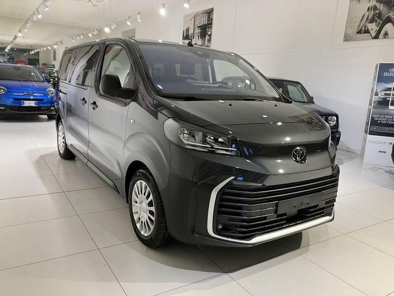 Toyota Proace Verso 2.0D 144 CV L1 Medium D Lounge 8 posti