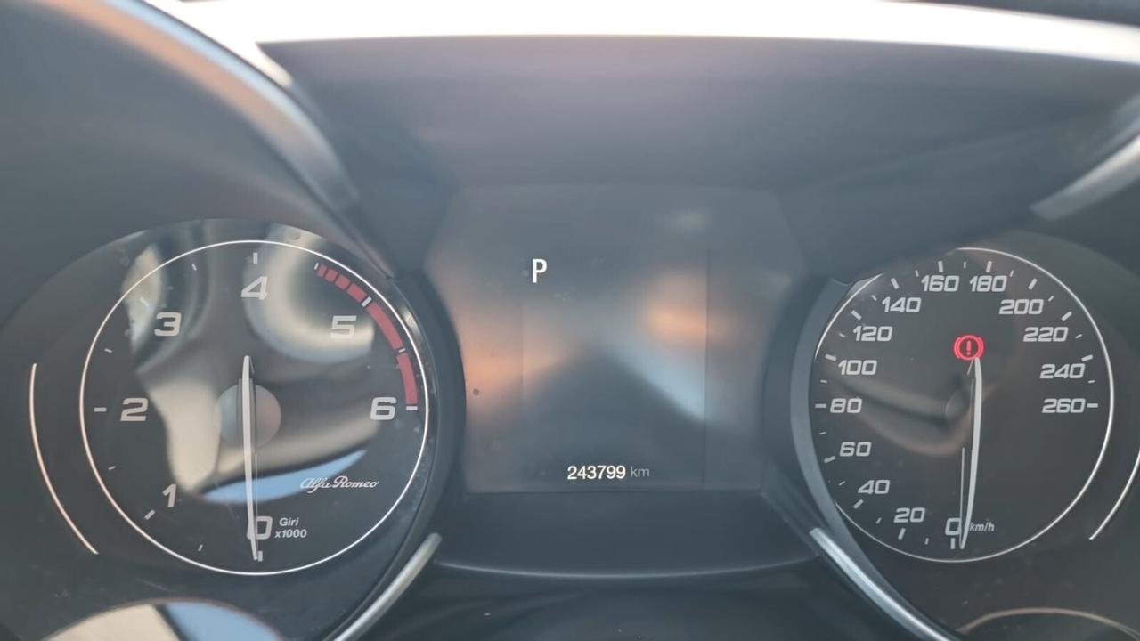 Alfa Romeo Giulia 2.2 Turbodiesel 150 CV AT8 Super