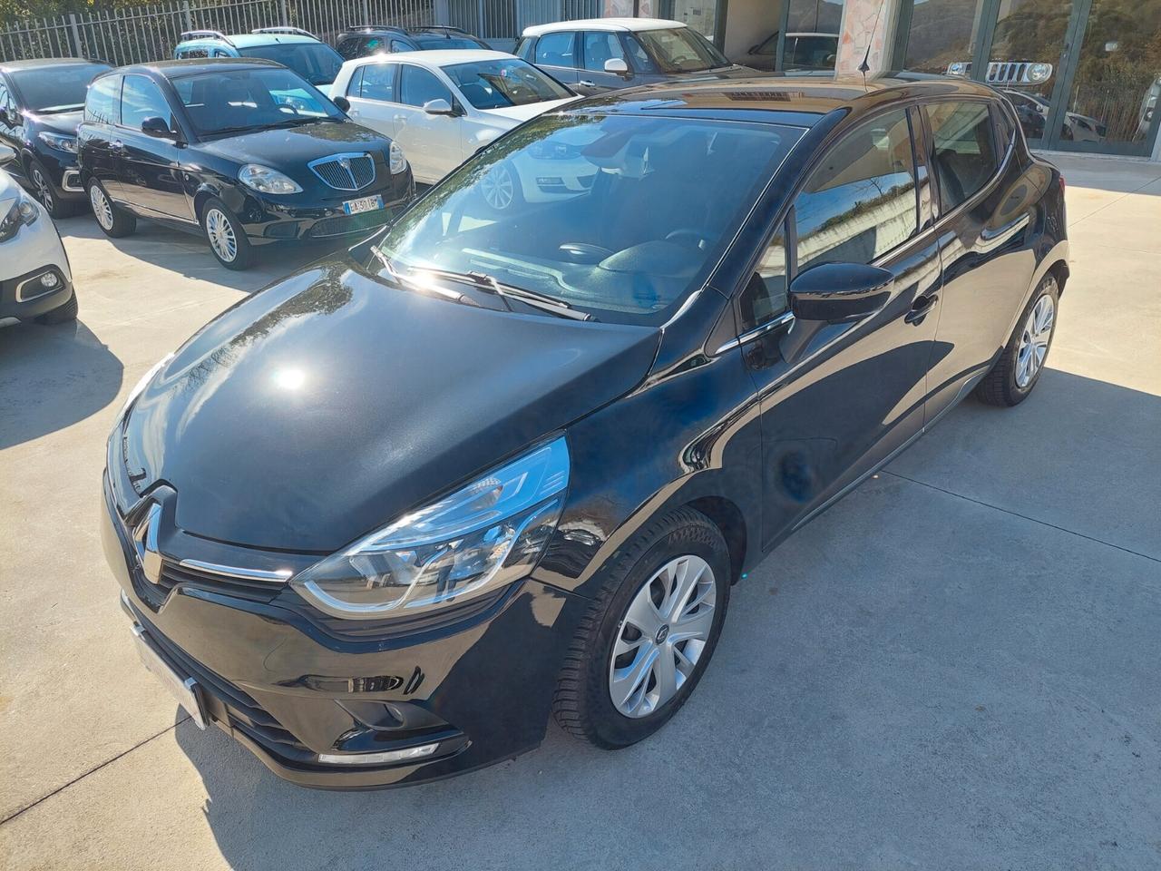 Renault Clio dCi 8V 75 CV Start&Stop 5 porte Energy Duel
