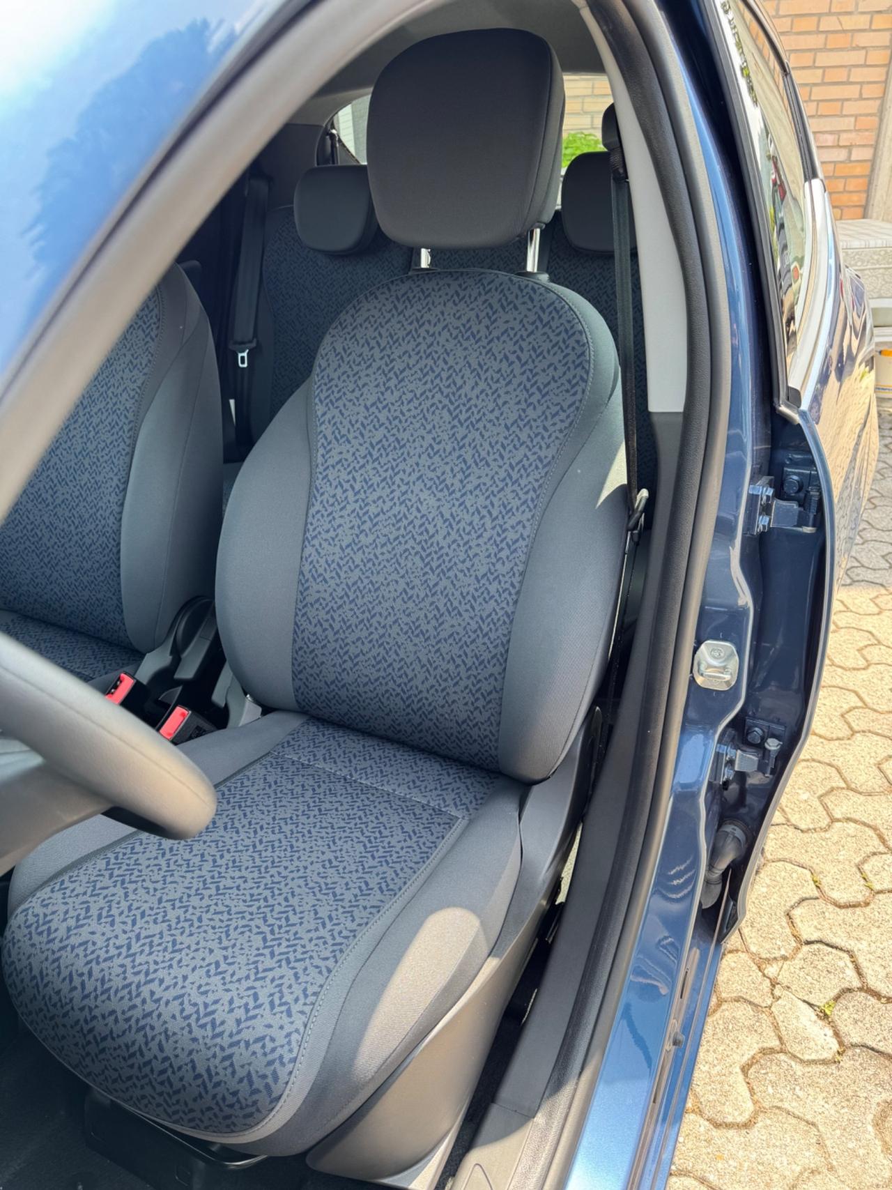 Lancia Ypsilon 1.0 FireFly 5 porte S&S Hybrid Oro