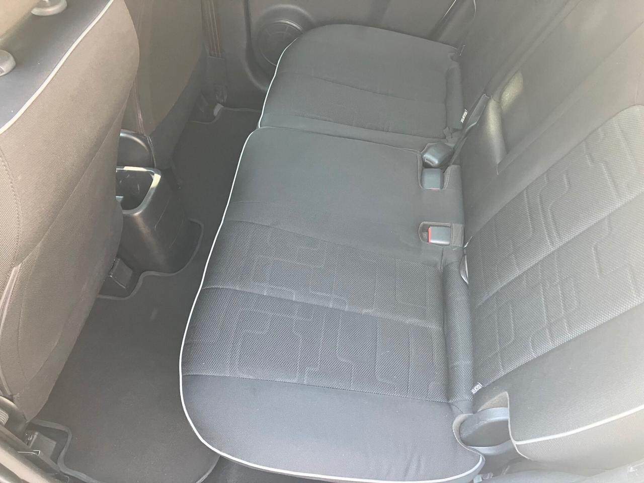 Kia Venga 1.4 CVVT Fullsky