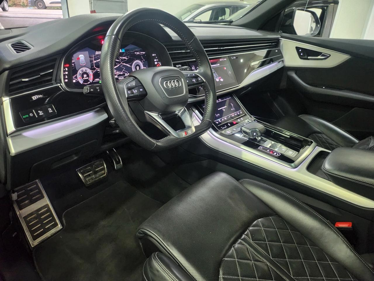 AUDI Q8 50 TDI 286 CV quattro 3x S-LINE PANO / 22" /SEDILI SPORTIVI