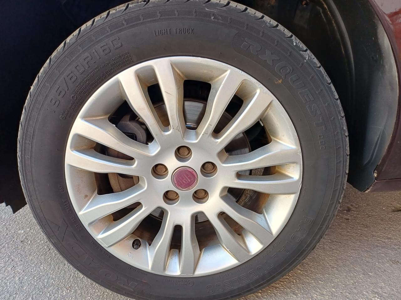 Fiat Doblò 1.3 MJT UNICO E PERFETTO - 2011