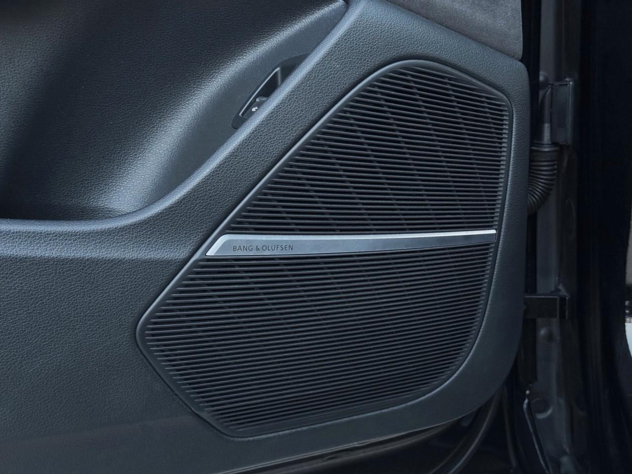 Audi Q8 50 TDI MEHV Quattro S tronic S line TETTO