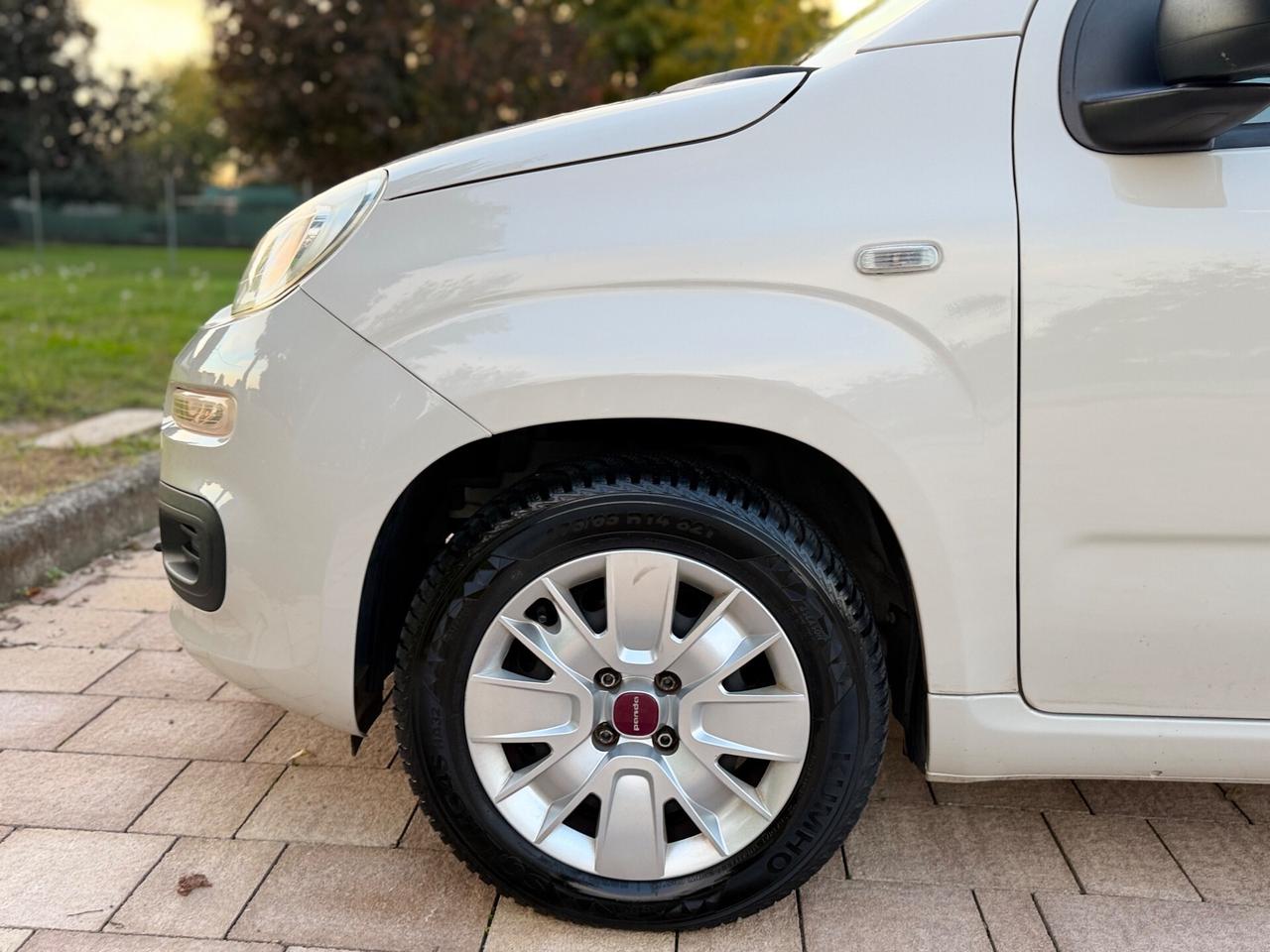 Fiat Panda 1.2 Lounge NEOPATENTATI