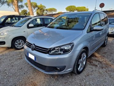 VOLKSWAGEN Touran 1.6 TDI DSG 105cv "7 POSTI" ..