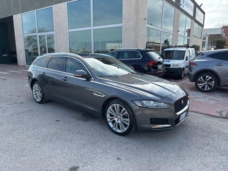 Jaguar XF 2.0 D 240 CV aut. SportBrake