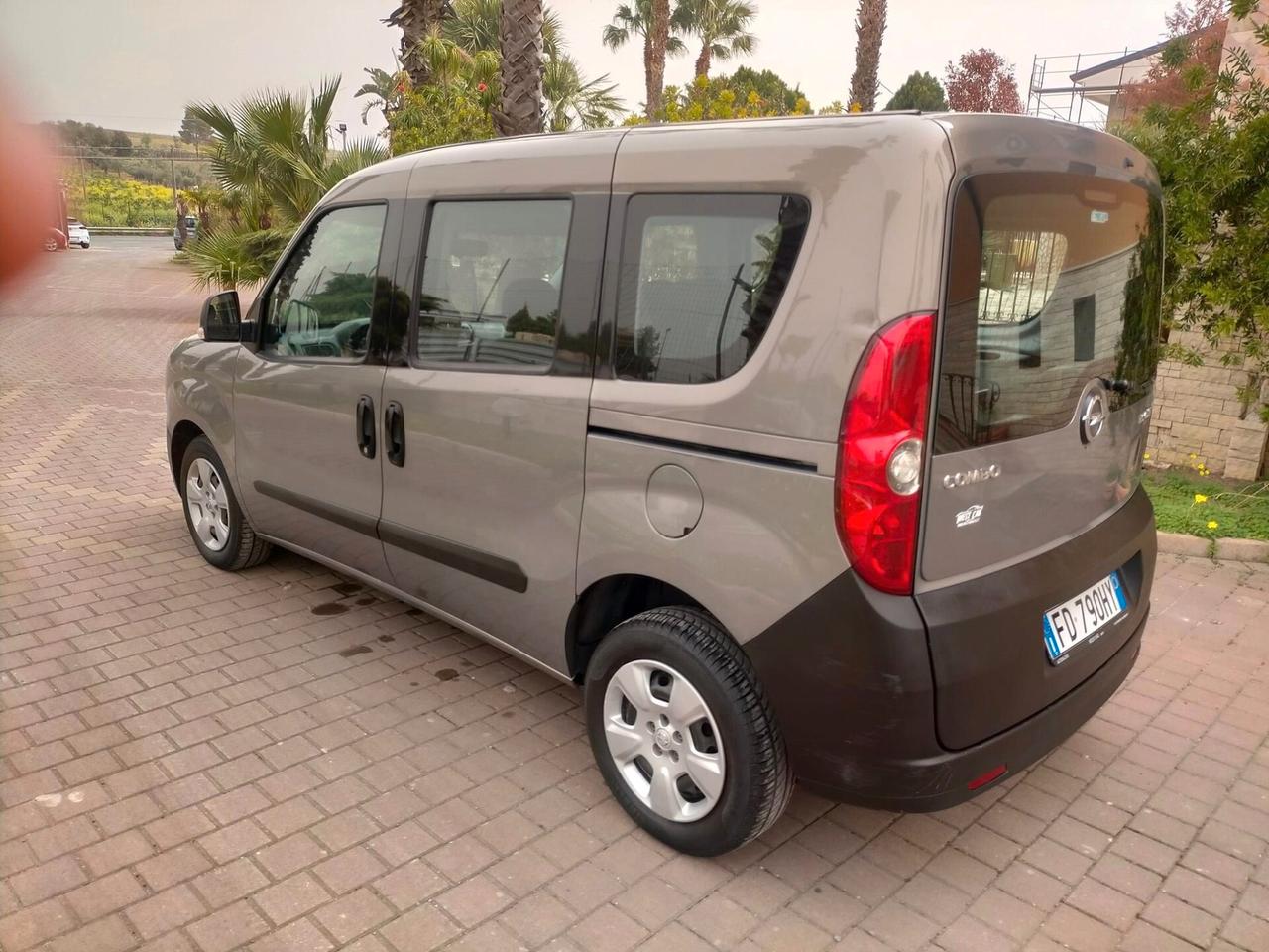 Opel Combo 1.6 CDTi 105CV PL-TN N1