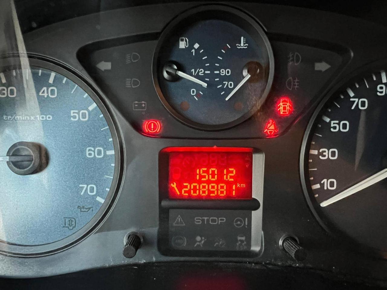 Peugeot Partner Tepee 1.6 HDi 115CV Active