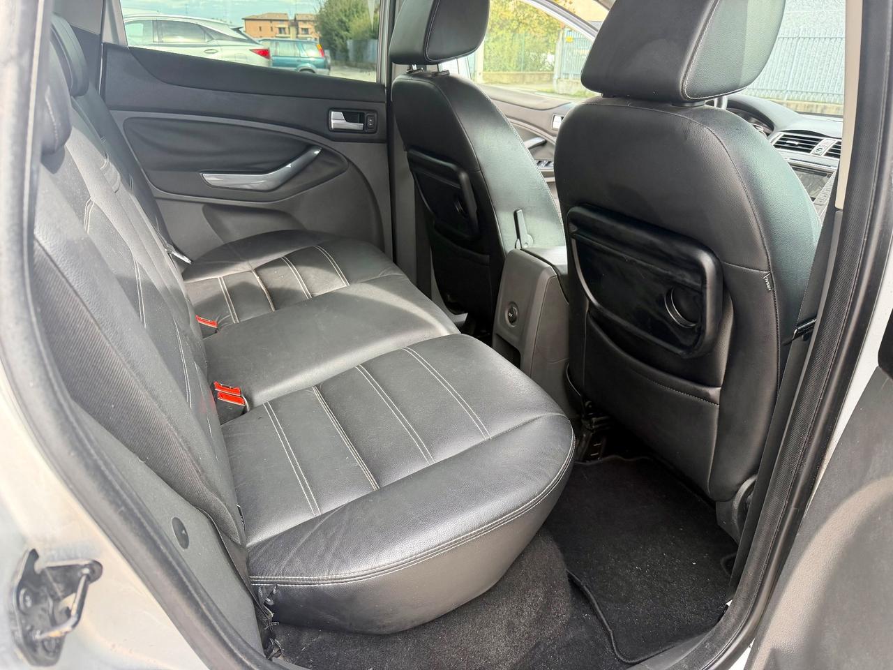 Ford Kuga 2.0d 4WD Titanium 2012 187.000km tagliandata