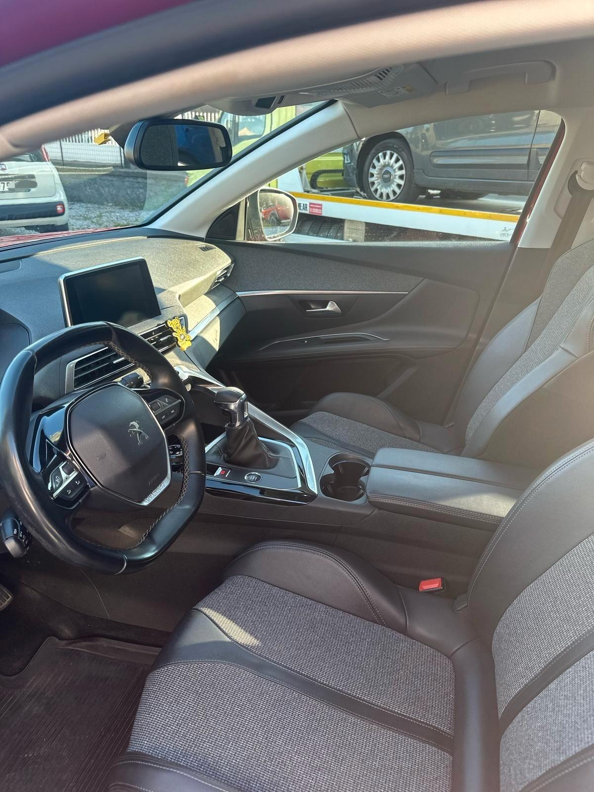 Peugeot 3008 BlueHDi 130 S&S Allure