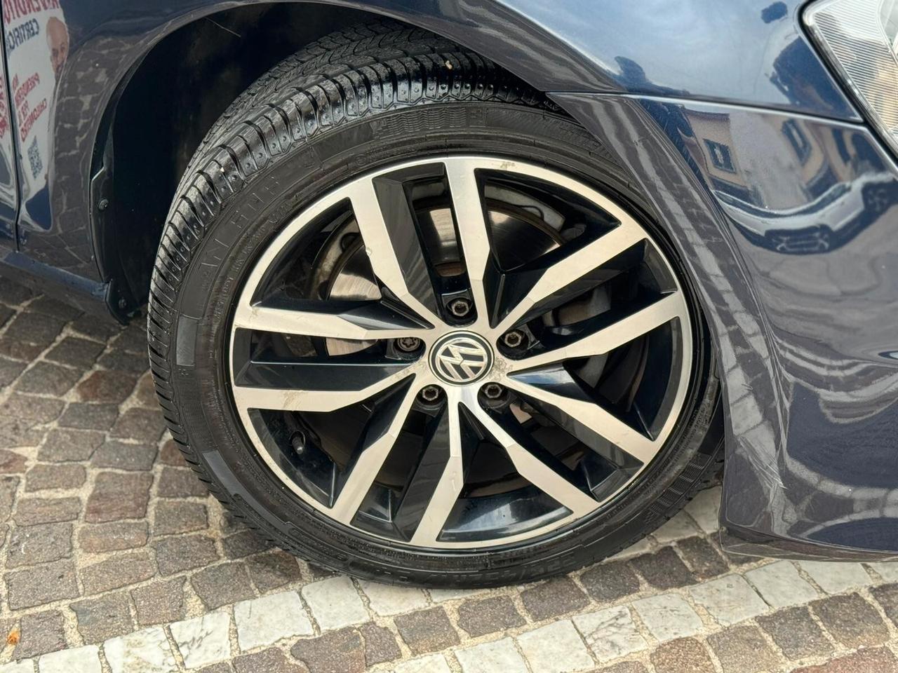 Volkswagen Golf 1.6 TDI Highline BlueMotion Technology