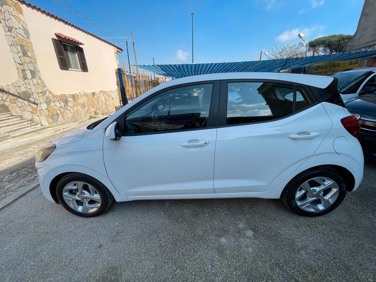 Hyundai i10 1.0 MPI Tech