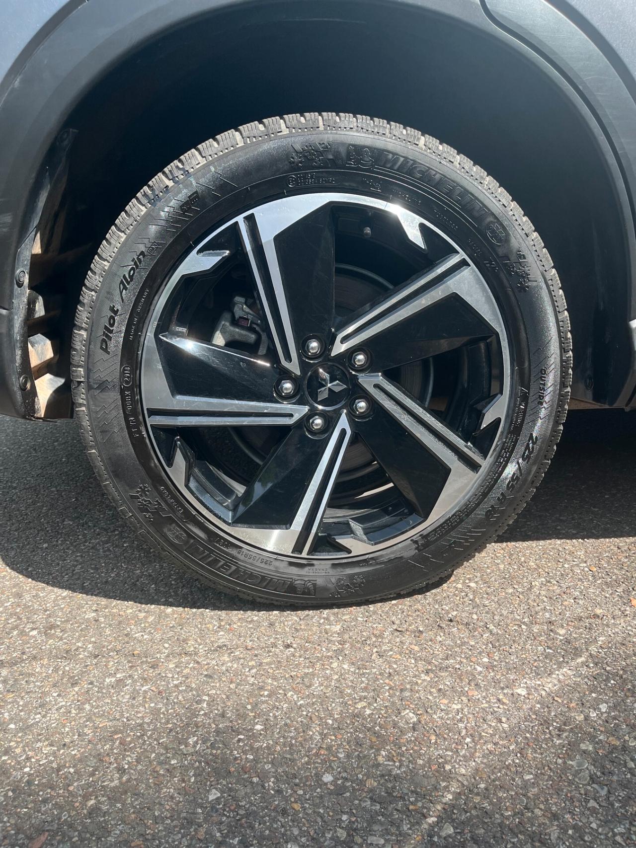 Mitsubishi Eclipse Cross ECLIPSE CROSS 2.4 PHEV INSTYLE SDA PACK 0 AUTO