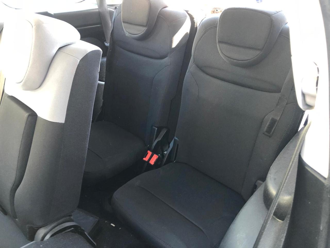 Fiat 500L Living 1.3 Multijet 95 CV Pop Star7 POSTI SOLO 68.296 KM!!! GARANZIA COMPLETA EUROPEA CONFORMGEST 12 MESI RINNOVABILE FINO A 36 MESI!!!