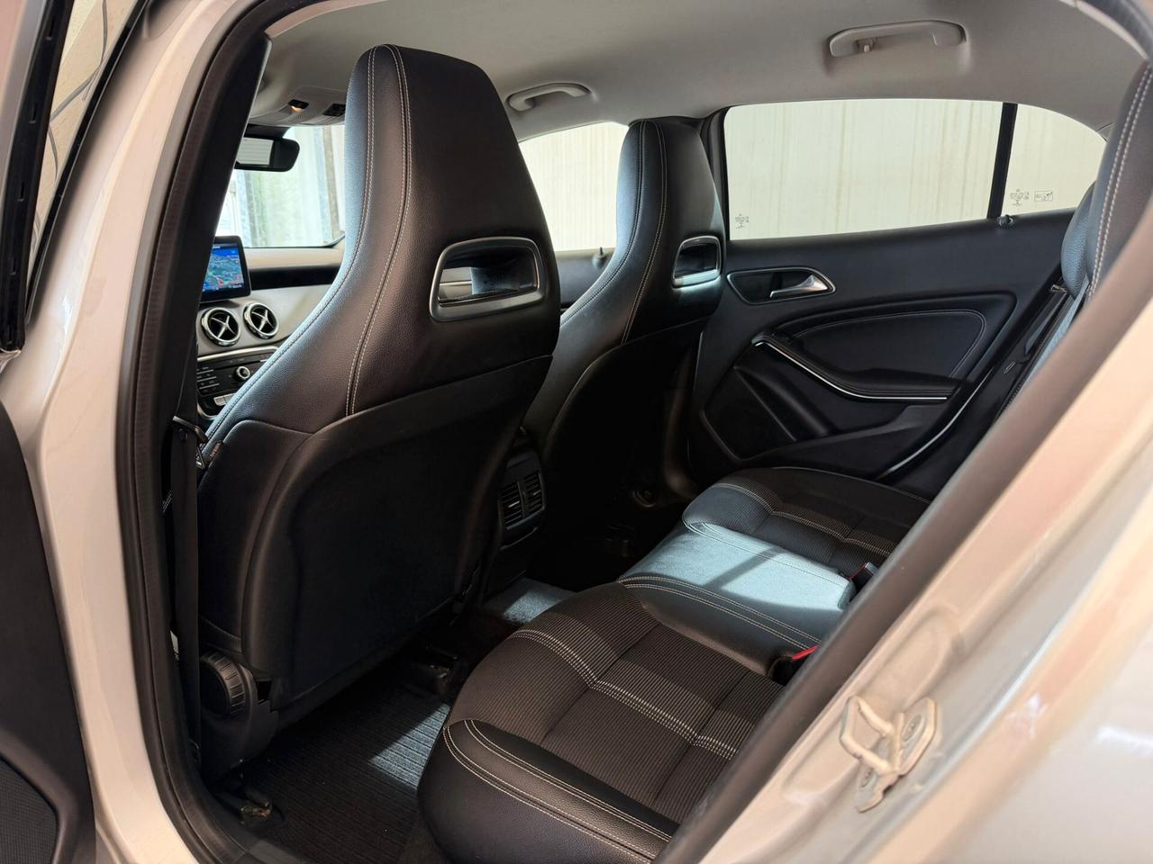 Mercedes-benz GLA 180 d Sport Restyling