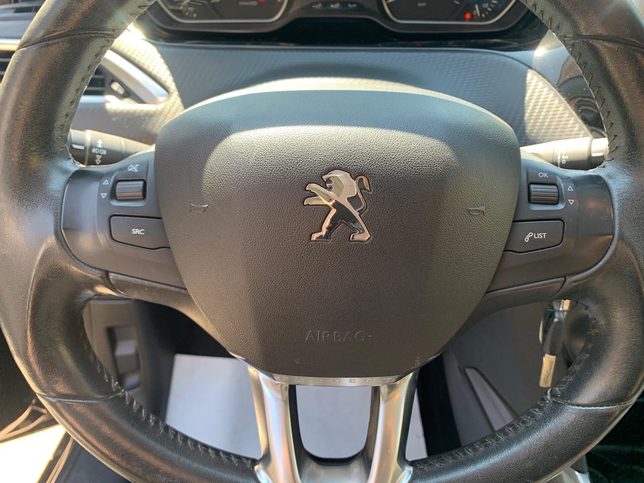 Peugeot 2008 PureTech 82 Active