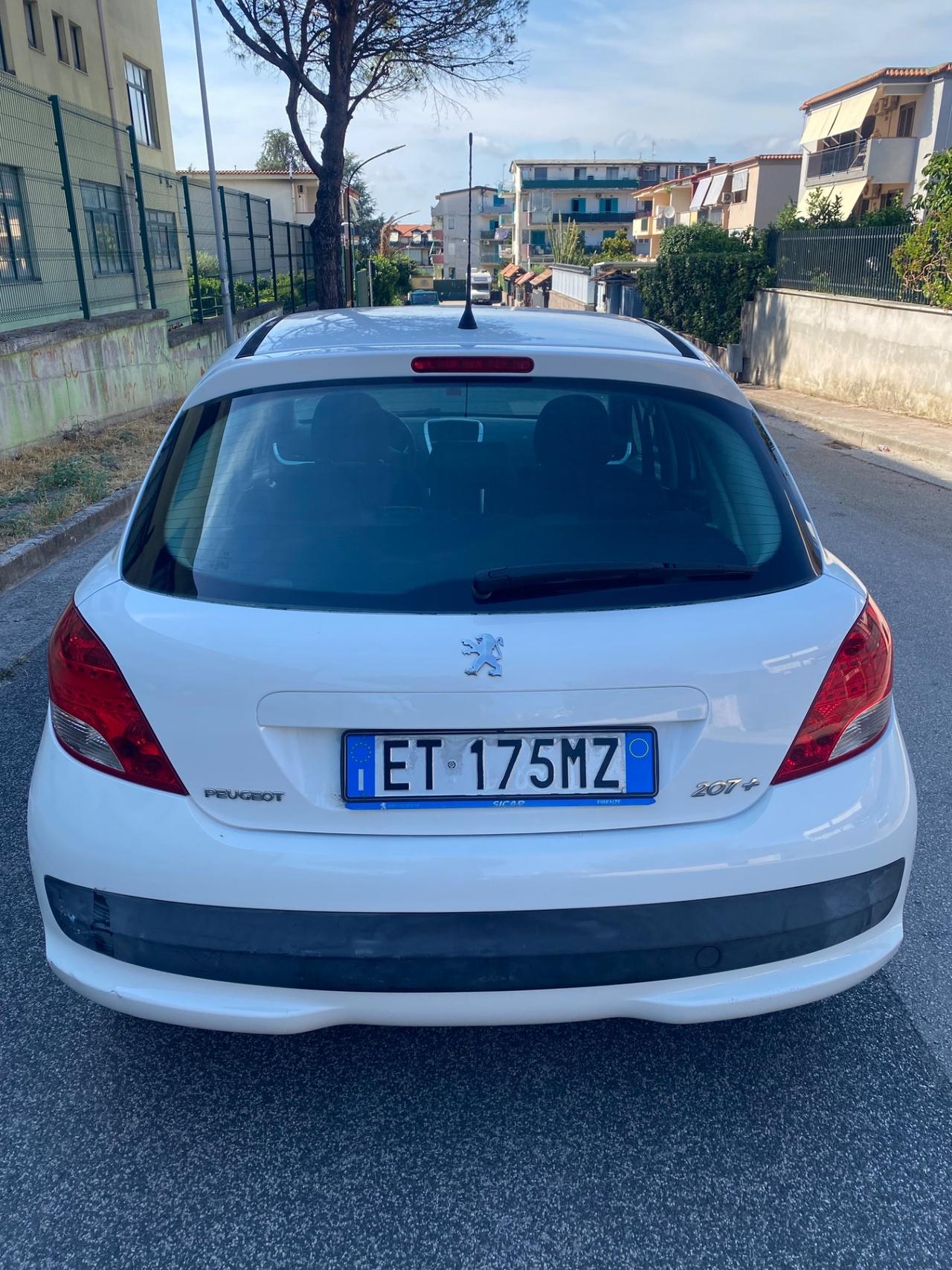 Peugeot 207 Plus 1.4 8V 75CV 5p. ECO GPL