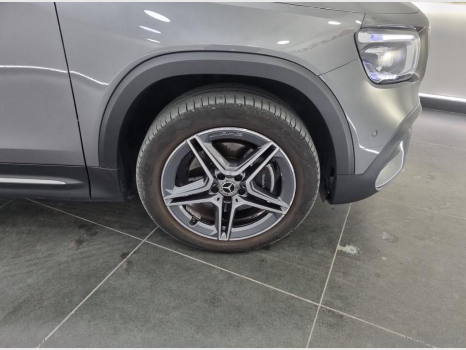 MERCEDES-BENZ GLB 200 d Automatic Premium