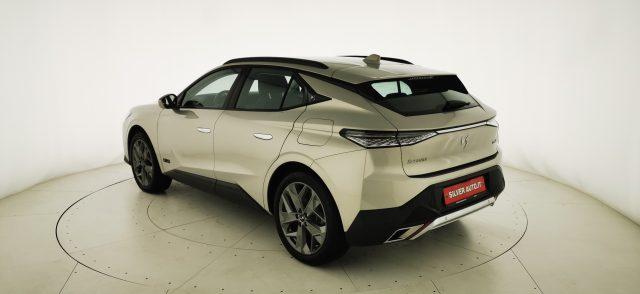 DS AUTOMOBILES DS 4 E-Tense 225 Cross Trocadero