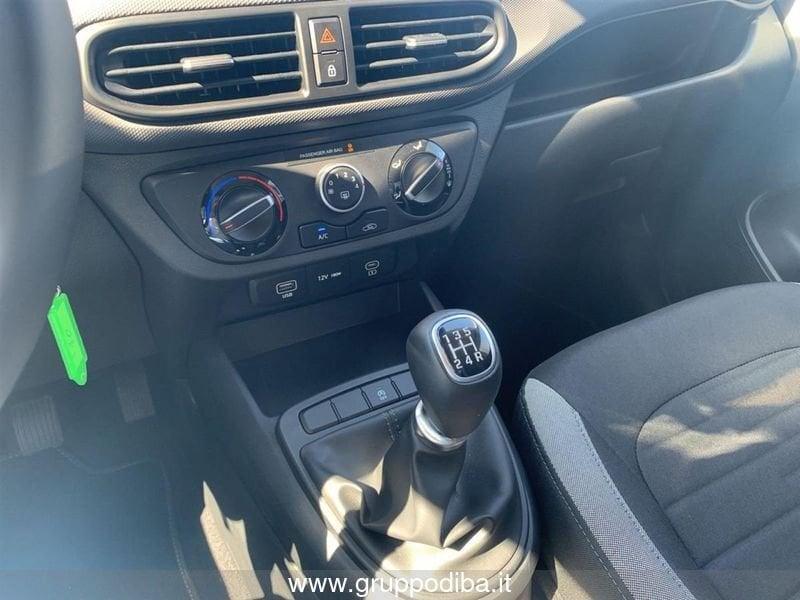 Hyundai i10 1.0 T-GDI MPI DOHC Petrol 5-speed M/T PE MY25 5P 1.0 MT CONNECTLINE