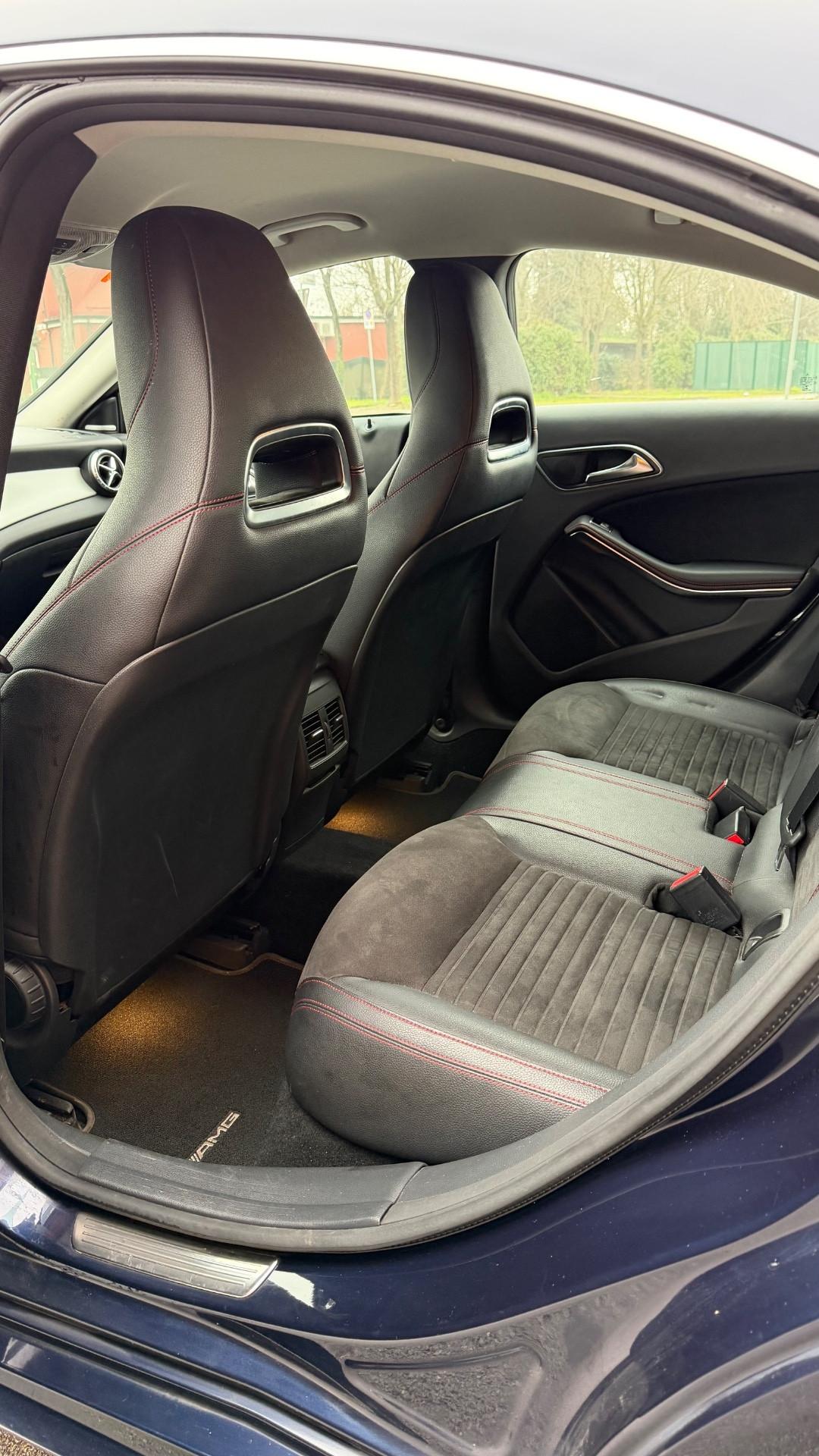 Mercedes-benz CLA 220 d 4Matic Automatic Premium