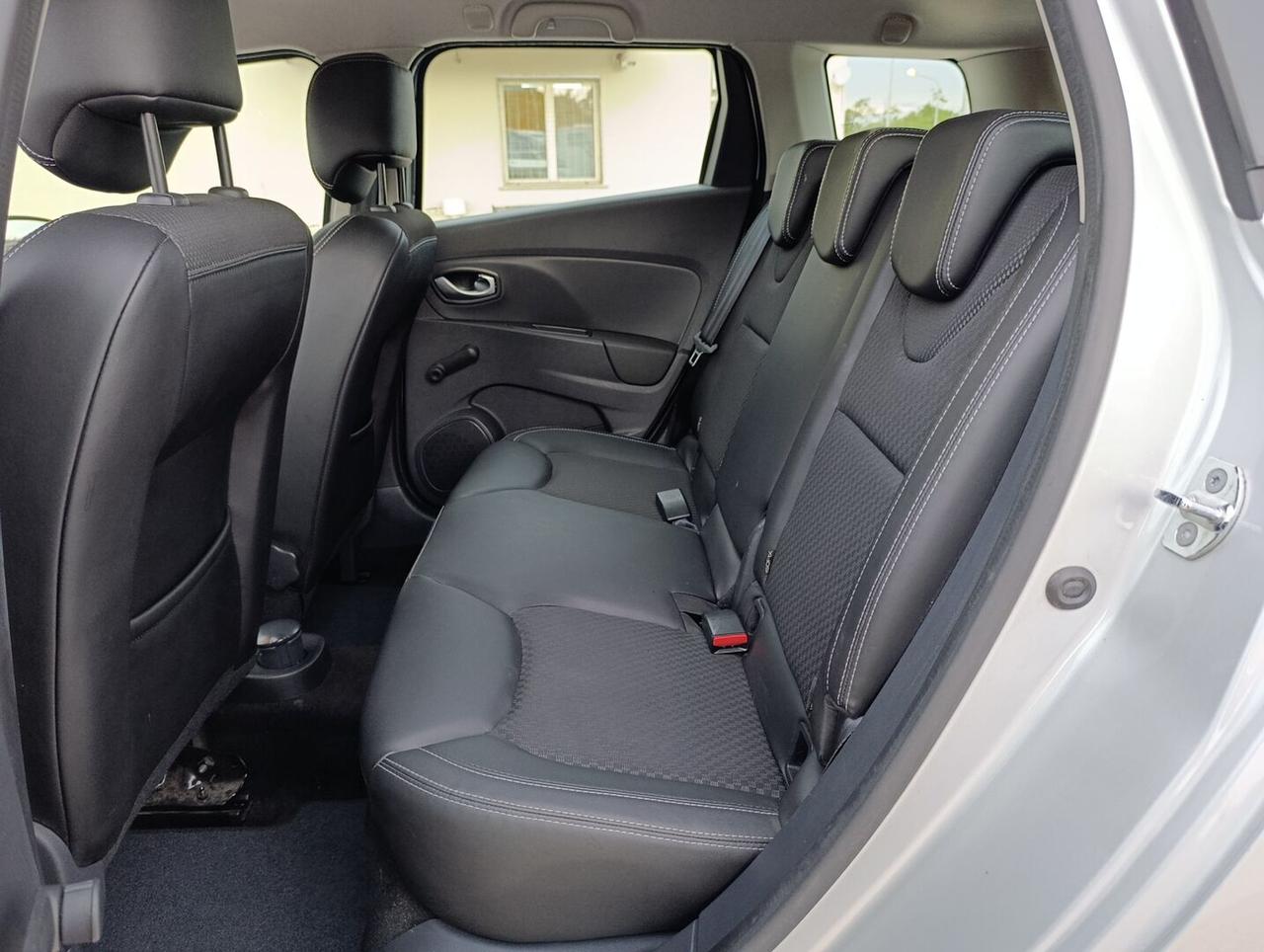 Renault Clio Sporter 1.5 dci Moschino Life 90cv edc