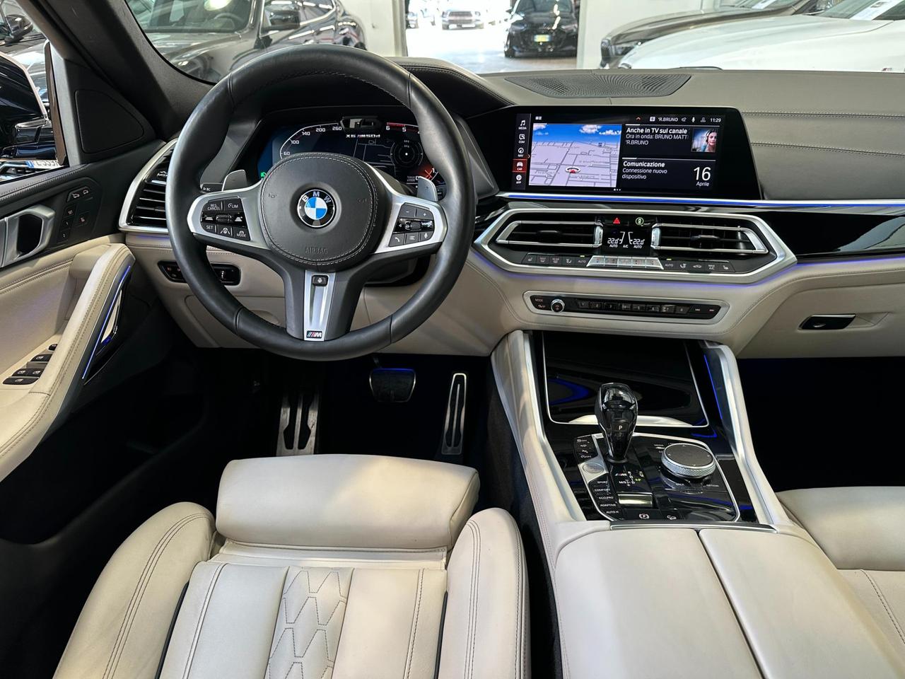 BMW X6 M 50d-Fari Laser-22"-Tetto-Camera 360-Individual-IVA