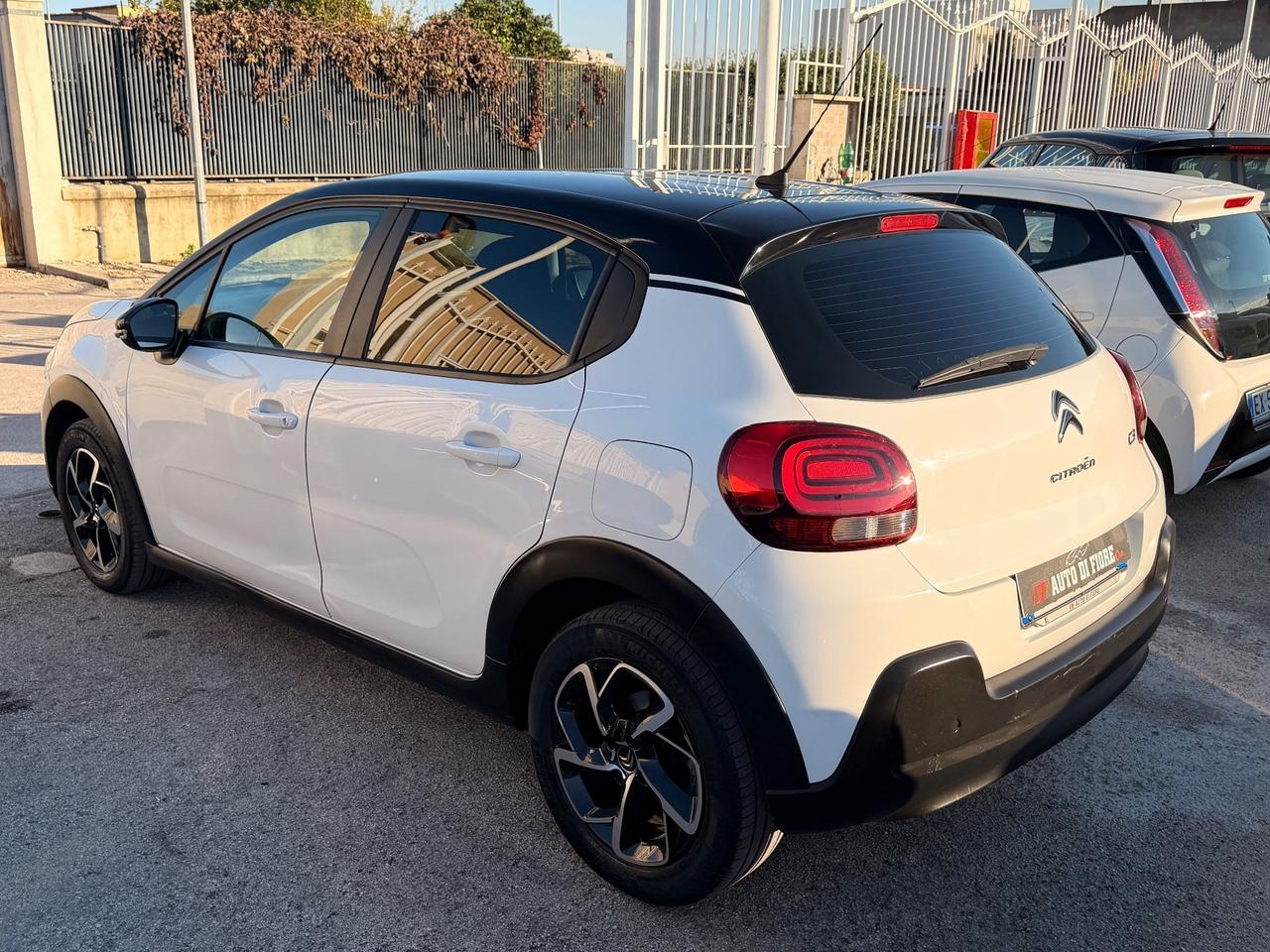 Citroen C3 1.5 BlueHDi 100cv Shine Pack CAR PLAY