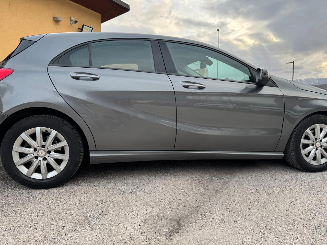 Mercedes-benz A 180 BlueEFFICIENCY Executive