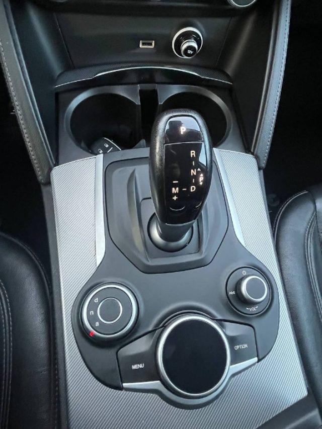 ALFA ROMEO Stelvio 2.2 Turbodiesel 150 CV AT8 RWD Business