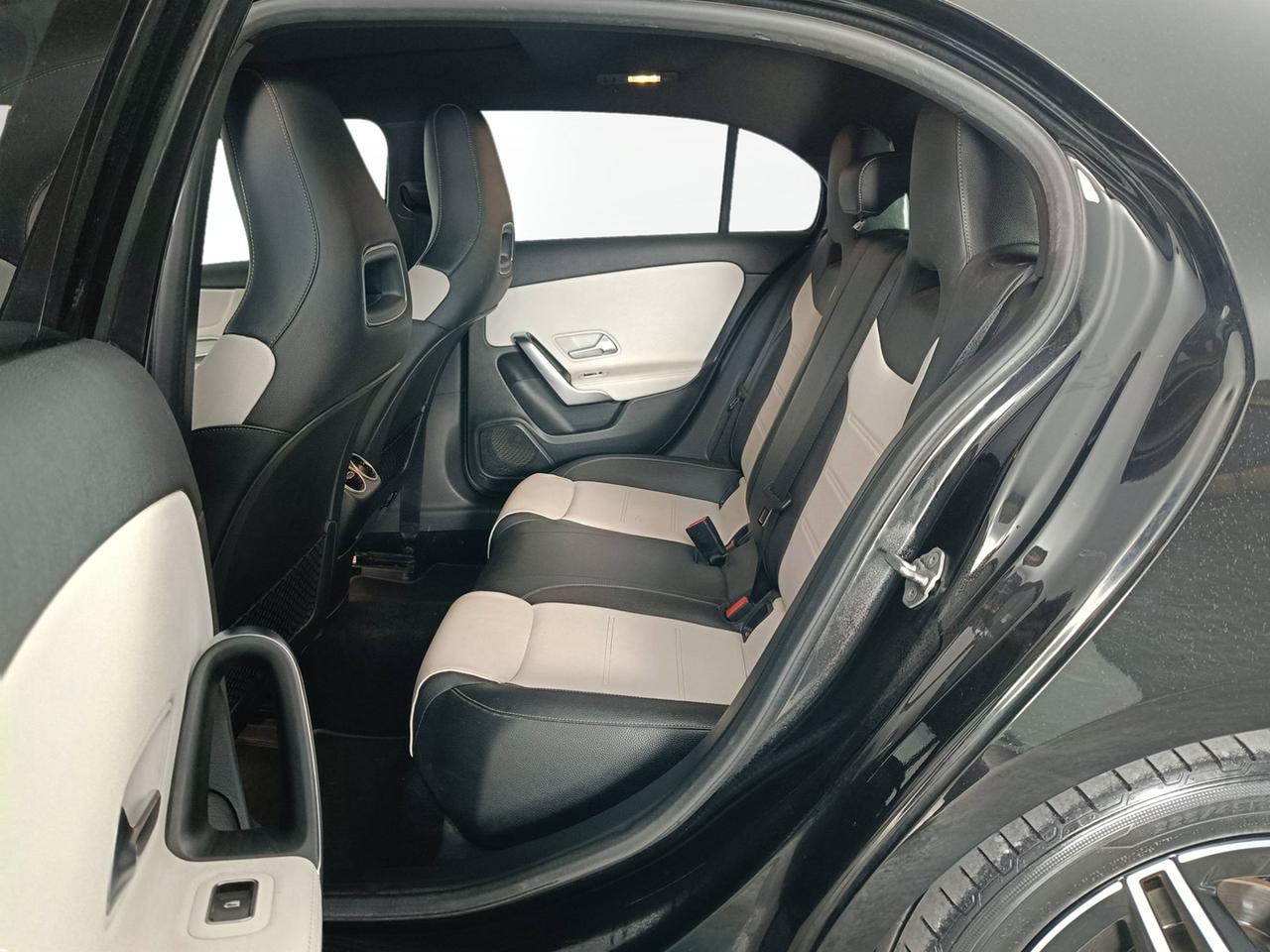 Mercedes-Benz Classe A - W177 2018 - A 180 d Premium