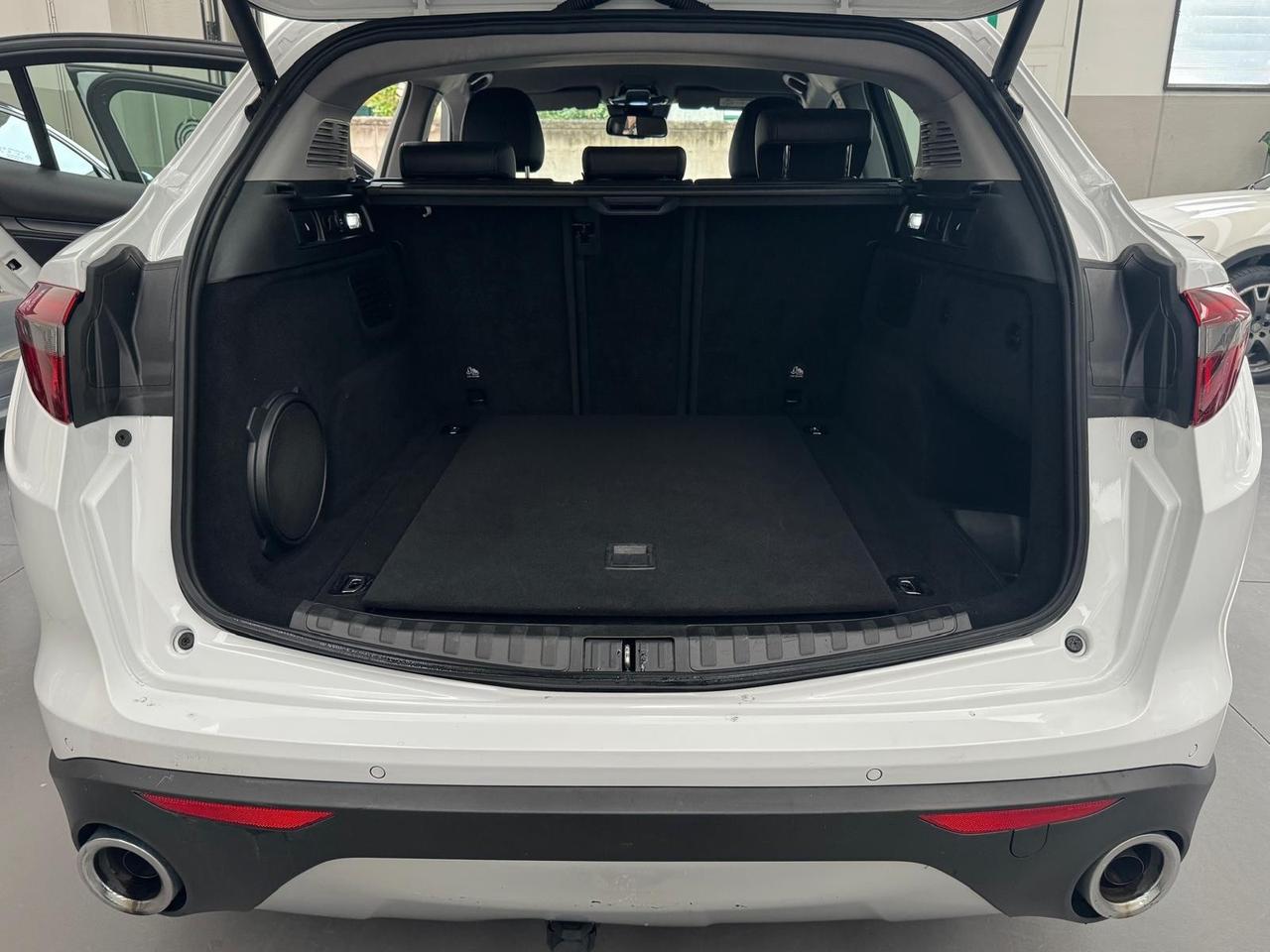 Alfa Romeo Stelvio 2.2 Turbodiesel 210 CV AT8 Q4 Super