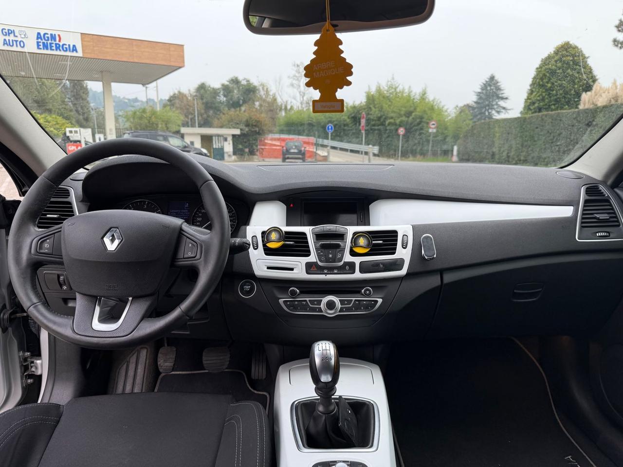 Renault Laguna Wave 2.0 dCi FAP