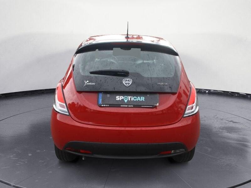 Lancia Ypsilon 1.0 FireFly 70cv Hybrid Silver