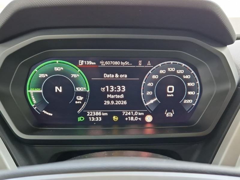 AUDI Q4 E-TRON 35 E-TRON BUSINESS SUV