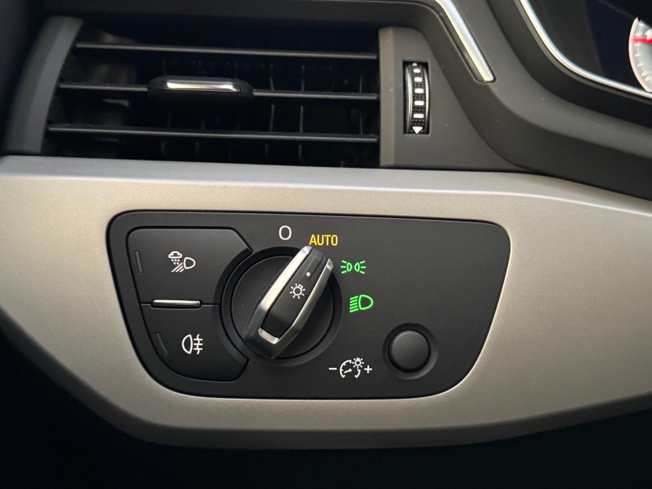 Audi A4 Avant 35 TDI/163 CV S tronic Advanced