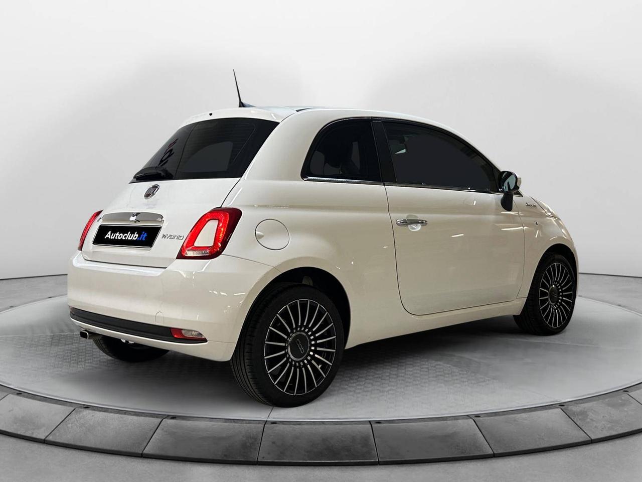 Fiat 500 1.0 hybrid Dolcevita 70cv