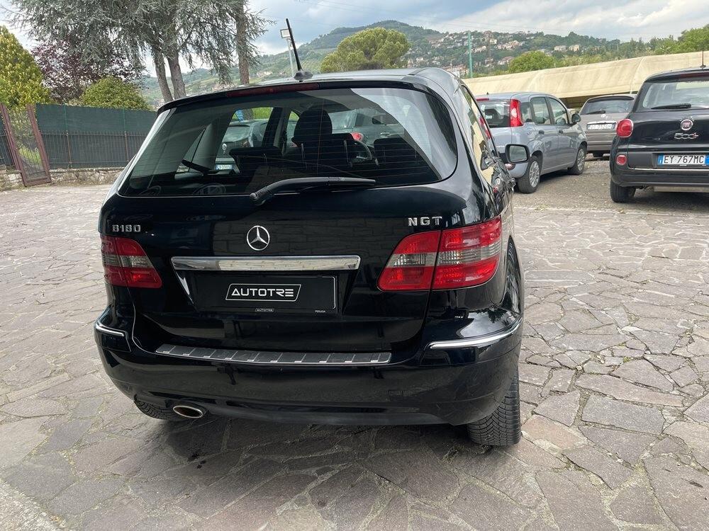 Mercedes-benz B 180 NGT BlueEFFICIENCY Chrome NEO PATENTATI