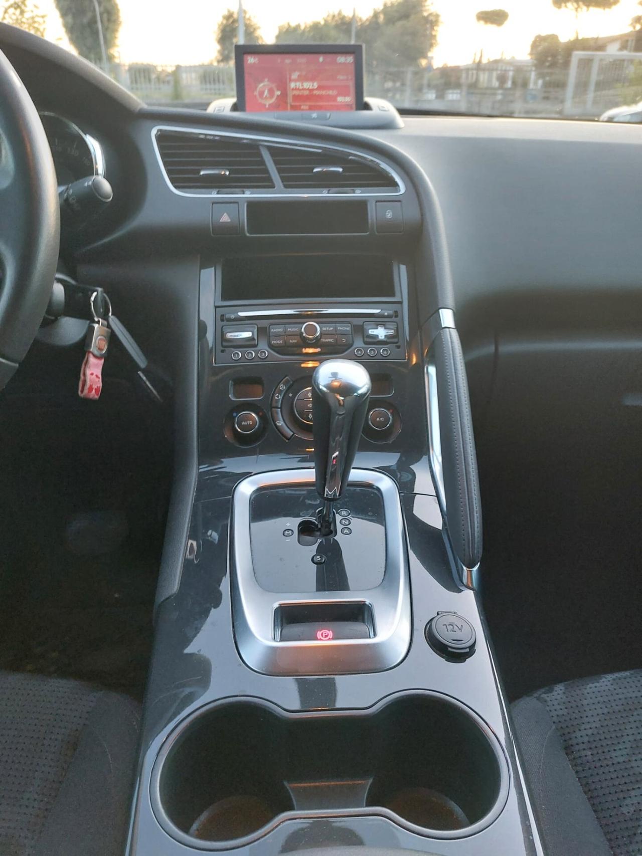 Peugeot 3008 1.6 e-HDi 115CV cambio robotizzato Stop&Start Allure