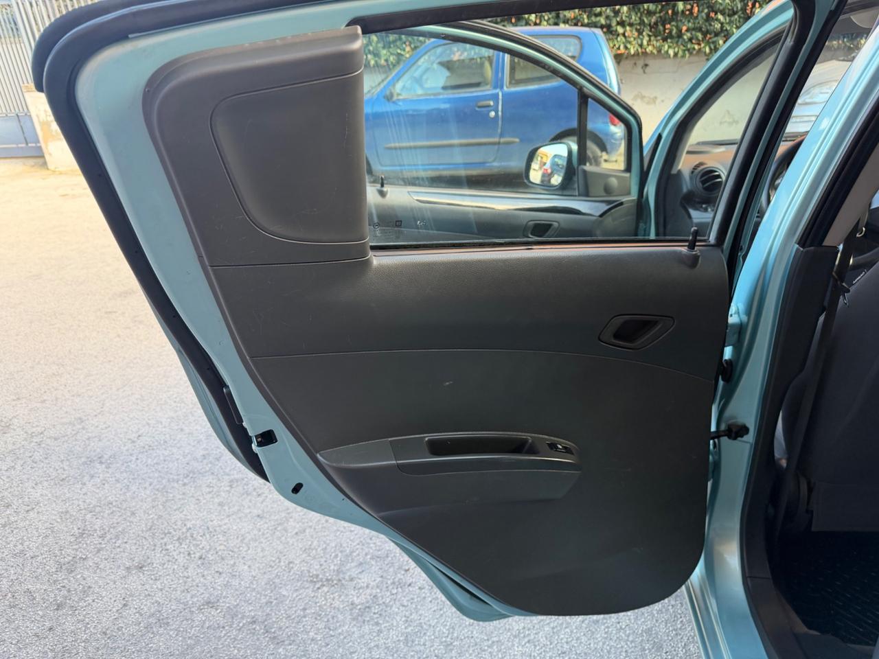 Chevrolet Spark 1.2 LT