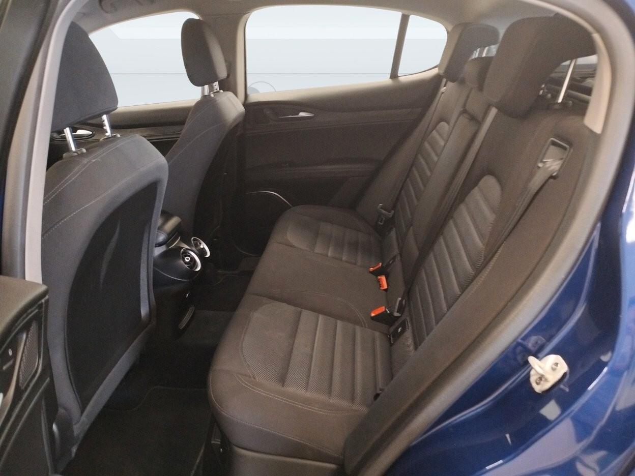 Alfa Romeo Stelvio 2.2 Turbodiesel 160 CV AT8 RWD Business