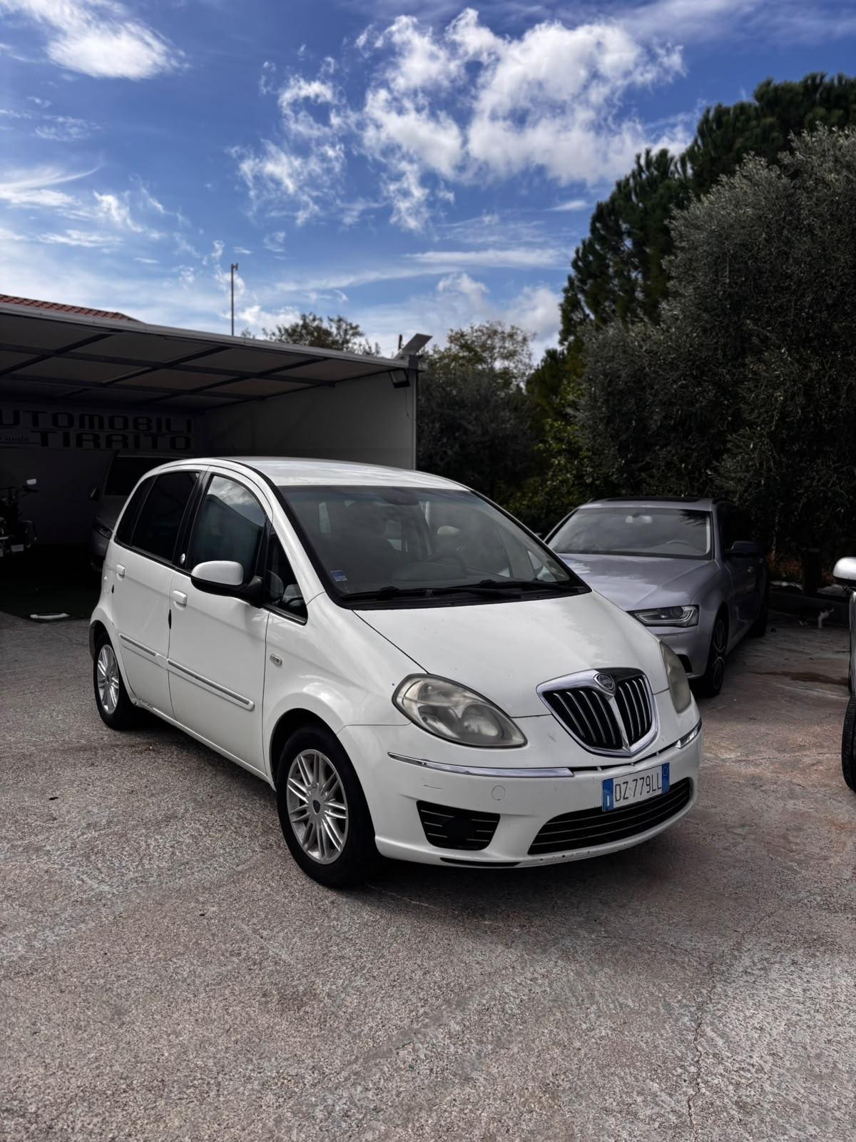 Lancia MUSA 1.4 Argento Ecochic GPL