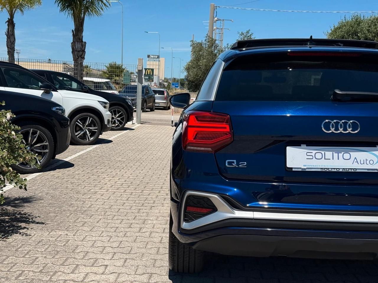 Q2 2.0 150CV quattro S line Edition + TETTO Blu Navarra