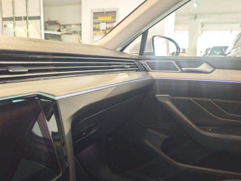 Volkswagen Passat Passat Variant 2.0 TDI SCR EVO DSG Executive