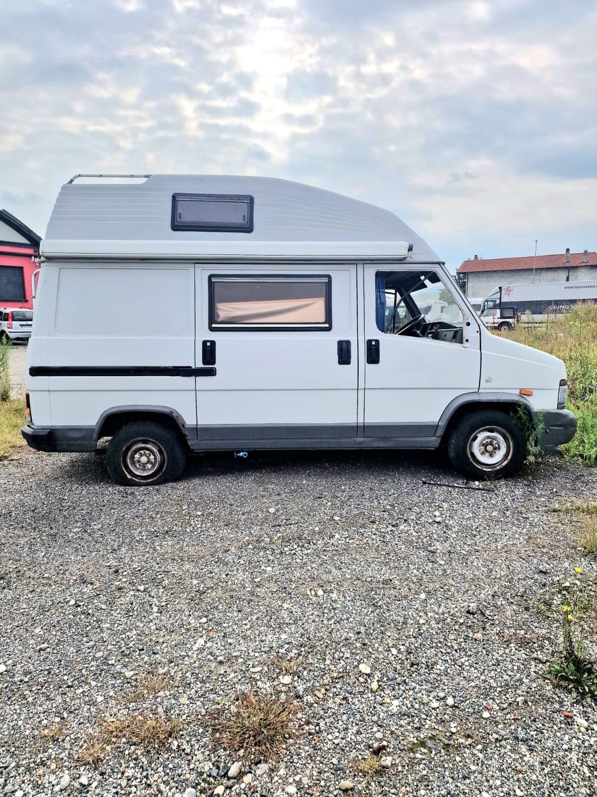 938 camper puro fiat 290 sinistrato del 1991 in saldo