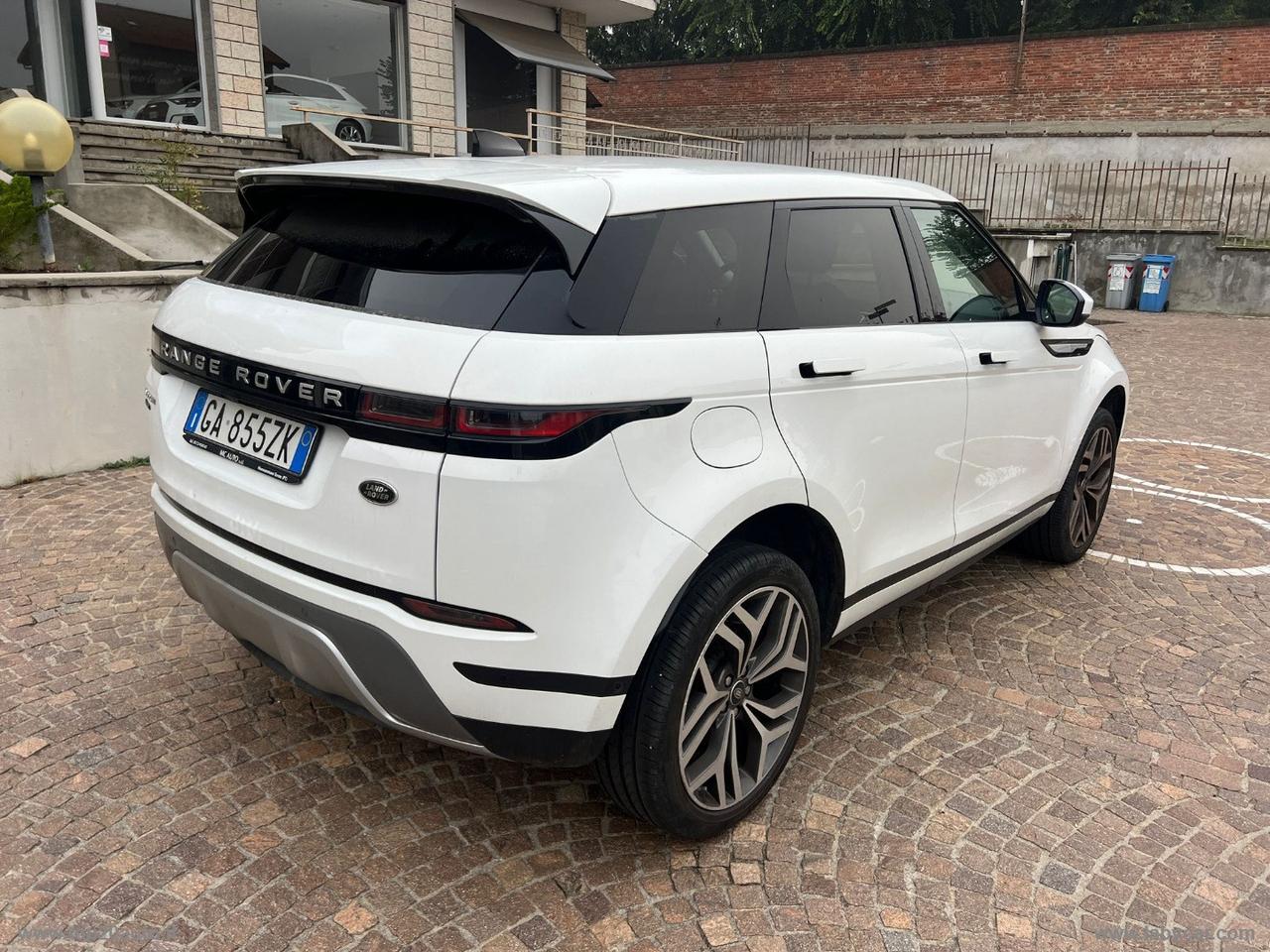 LAND ROVER RR Evoque 2.0D L.Flw 150 AWD Auto SE