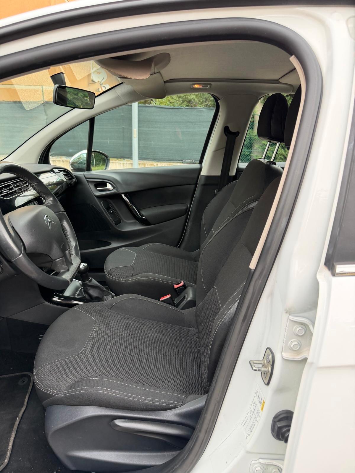 Citroen C3 1.2 - NEOPATENTATI - 12 MESI DI GARANZIA -